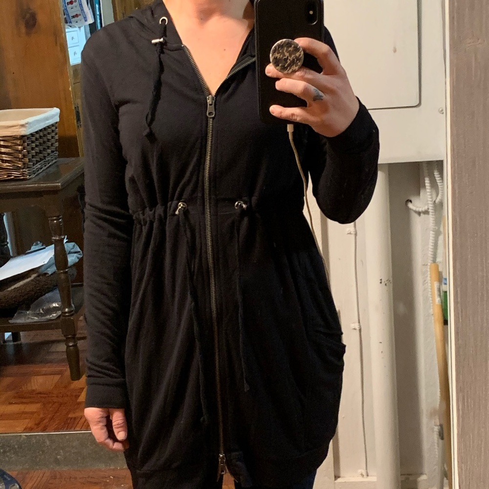 Price drop!!♥️ A Pea in the Pod maternity